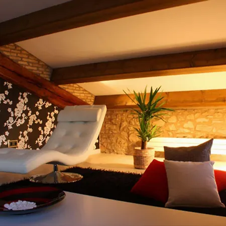 Cal Majoral Otel 2*